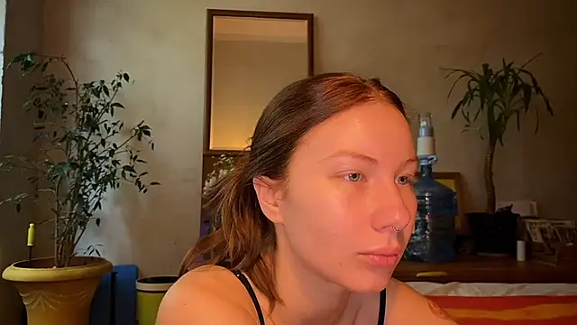 Snapshot of elfess chatting on October 2025 06:45:01 AM elfess online show from October 2025 06:45:01 AM