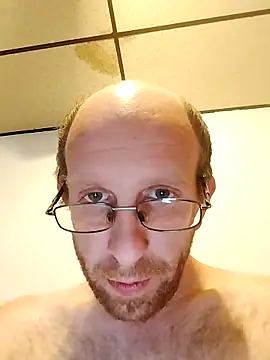 TaylorBlaze online show from October 2025 12:19:01 AM