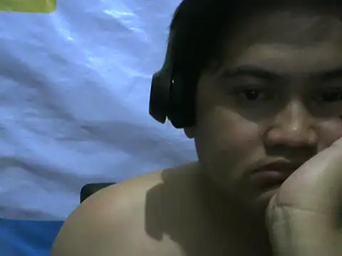 Snapshot of Yummy_Tommy21 chatting on September 2025 07:08:02 PM Yummy Tommy21 online show from September 2025 07:08:02 PM