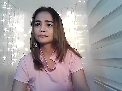 Snapshot of Kisses-13 chatting on January 2025 02:36:02 PM Kisses-13 online show from January 2025 02:36:02 PM