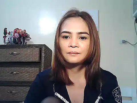 Snapshot of Kisses-13 chatting on September 2025 05:26:03 PM Kisses-13 online show from September 2025 05:26:03 PM