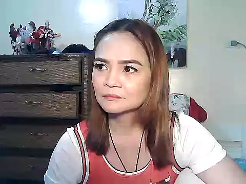 Snapshot of Kisses-13 chatting on October 2025 01:23:02 PM Kisses-13 online show from October 2025 01:23:02 PM