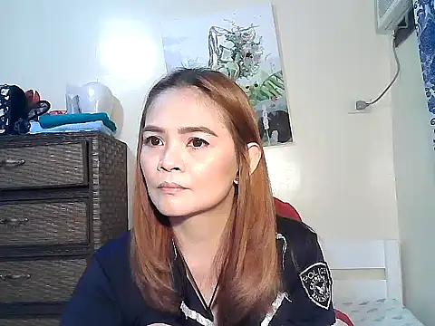 Kisses-13 online show from February 2026 01:15:01 PM