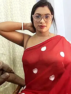 Snapshot of Queen_Dolly chatting on January 2026 05:27:01 PM Queen Dolly online show from January 2026 05:27:01 PM