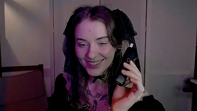 risha laas online show from December 2024 06:08:01 PM