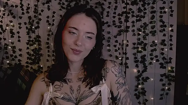 risha laas online show from September 2025 08:14:01 PM