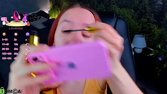 Snapshot of Fera1_Berry chatting on January 2026 12:48:01 AM Fera1 Berry online show from January 2026 12:48:01 AM