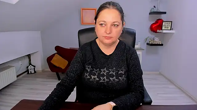 LollaGirl online show from March 2026 03:18:02 AM