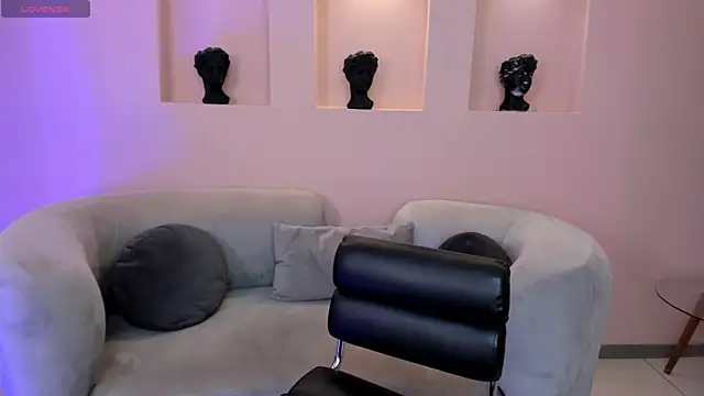 EveBensonX online show from January 2025 08:26:02 PM