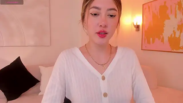 EveBensonX online show from January 2025 11:26:02 AM