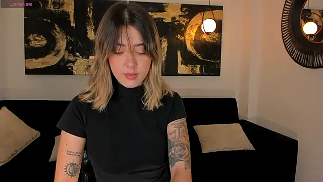 EveBensonX online show from May 2026 08:27:01 PM