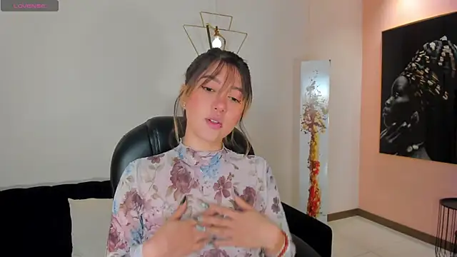 EveBensonX online show from June 2026 01:27:01 PM