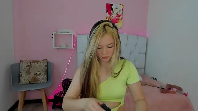 18candys online show from May 2026 02:22:02 PM