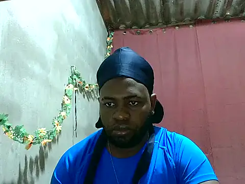 Snapshot of 2ocmaxi chatting on April 2026 04:15:02 PM 2ocmaxi online show from April 2026 04:15:02 PM