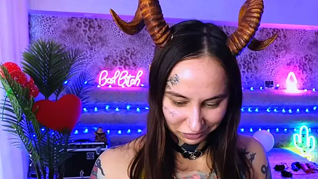 Cool Freak  online show from February 2025 09:47:01 AM