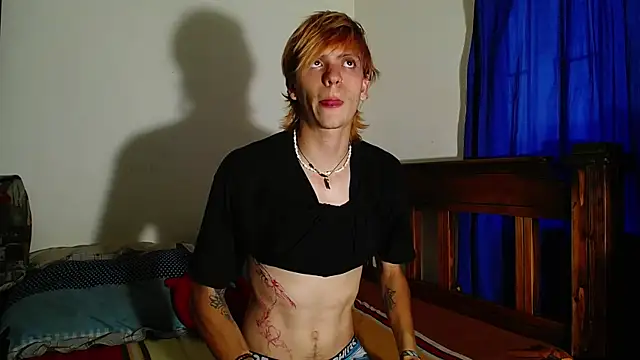 Snapshot of Twink_Temptation chatting on April 2026 11:09:01 PM Twink Temptation online show from April 2026 11:09:01 PM