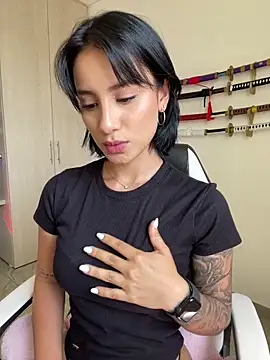 Ale Lewis online show from December 2024 06:38:02 PM