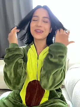 Ale Lewis online show from February 2025 08:37:01 PM