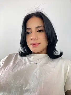 Ale Lewis online show from September 2025 09:04:01 PM