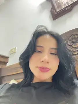 Ale Lewis online show from March 2026 09:08:01 PM