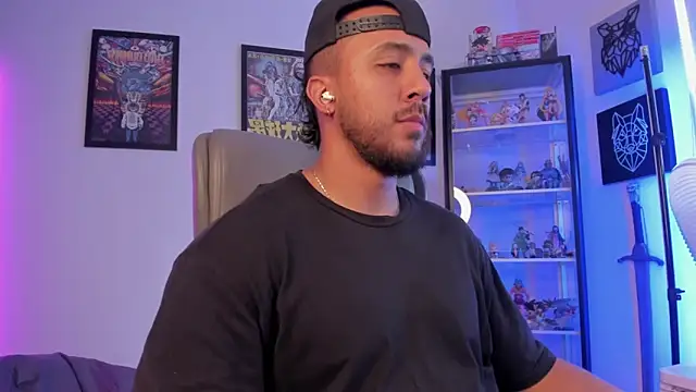 Snapshot of luck_spartans chatting on September 2025 06:51:01 PM luck spartans online show from September 2025 06:51:01 PM