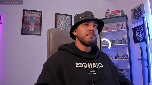 Snapshot of luck_spartans chatting on October 2025 04:27:02 PM luck spartans online show from October 2025 04:27:02 PM