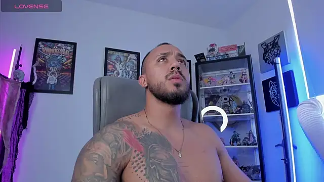 Snapshot of luck_spartans chatting on October 2025 07:18:01 PM luck spartans online show from October 2025 07:18:01 PM