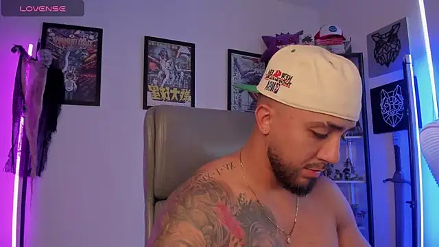 Snapshot of luck_spartans chatting on November 2025 07:47:01 PM luck spartans online show from November 2025 07:47:01 PM