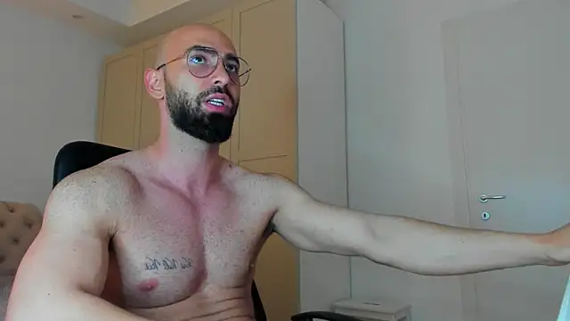 MichaelMasterss online show from April 2026 11:55:02 PM