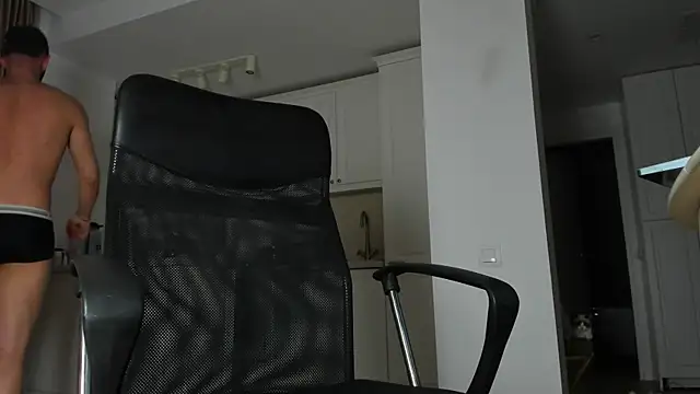 MichaelMasterss online show from July 2026 07:20:02 PM