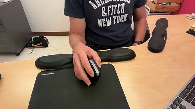 Snapshot of riccardofortis chatting on September 2025 04:40:01 PM riccardofortis online show from September 2025 04:40:01 PM