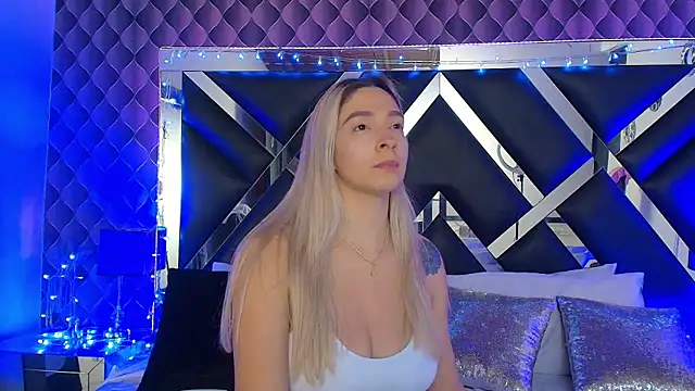 Snapshot of victoriaa_lee_ chatting on January 2026 07:39:01 PM victoriaa lee online show from January 2026 07:39:01 PM