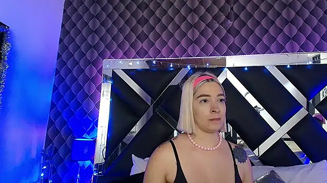 victoriaa lee  online show from July 2026 07:55:01 PM