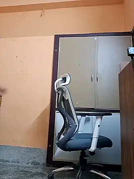 Steamyfuck96 online show from September 2025 04:50:01 PM