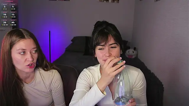 Mari   Anna online show from October 2025 04:42:01 AM