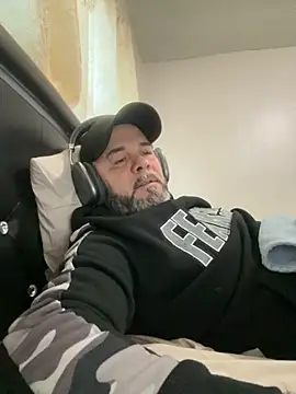 Cristian-Brayan online show from September 2025 11:42:01 AM