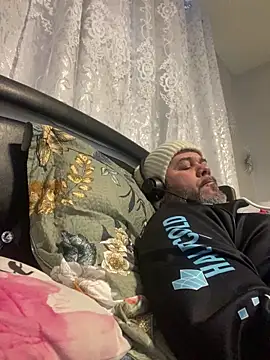 Cristian-Brayan online show from February 2026 06:15:01 PM