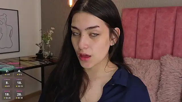 Alexa Thaylor  online show from May 2026 04:03:01 PM