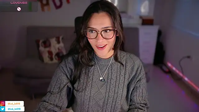 ImLui lu online show from March 2025 11:04:02 PM