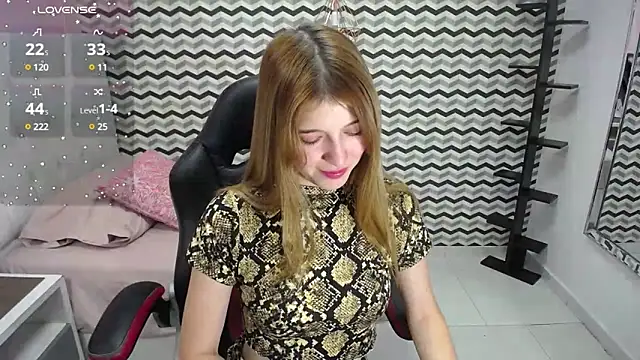 Snapshot of LILAFAVE chatting on February 2025 12:22:02 PM LILAFAVE online show from February 2025 12:22:02 PM