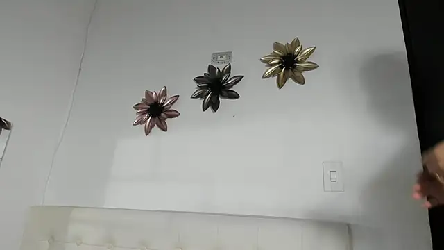 sarita loven online show from March 2025 03:41:02 AM