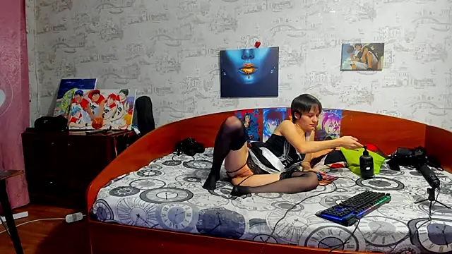 KagamiTayga online show from November 2025 02:45:02 AM