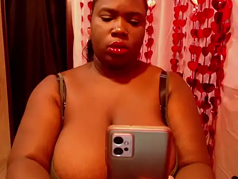 Tishabrown  online show from December 2025 12:15:02 AM