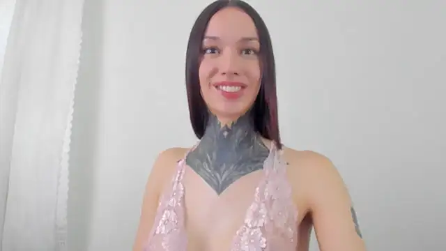 Snapshot of All_yours555 chatting on December 2024 08:27:01 PM All yours555 online show from December 2024 08:27:01 PM