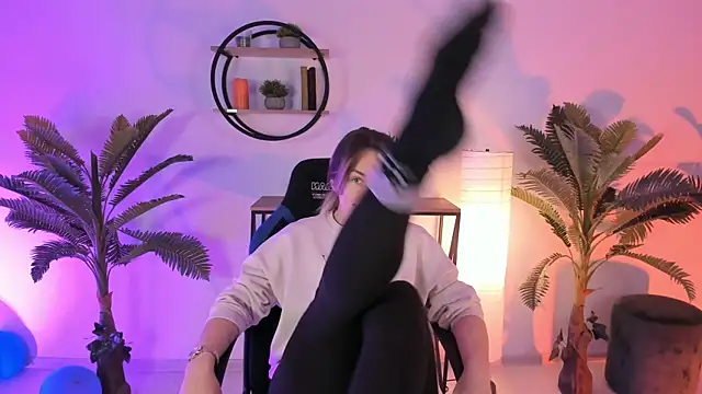 RebeccaMartinez online show from January 2025 08:11:01 AM