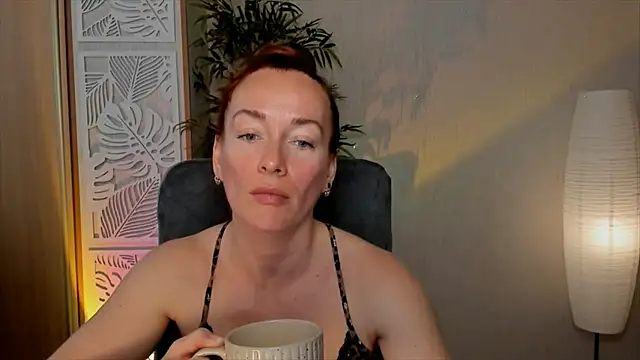 RebeccaMartinez online show from May 2026 10:47:01 AM