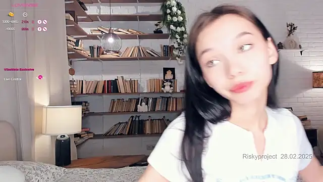 Snapshot of Riskyproject chatting on February 2025 07:05:01 AM Riskyproject online show from February 2025 07:05:01 AM