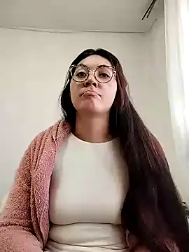 Snapshot of katha_steele_ chatting on January 2025 12:12:02 PM katha steele online show from January 2025 12:12:02 PM