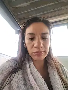 JessiDovee online show from July 2026 01:37:02 PM