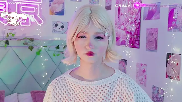 Snapshot of EffyEfans chatting on February 2025 04:27:01 AM EffyEfans online show from February 2025 04:27:01 AM